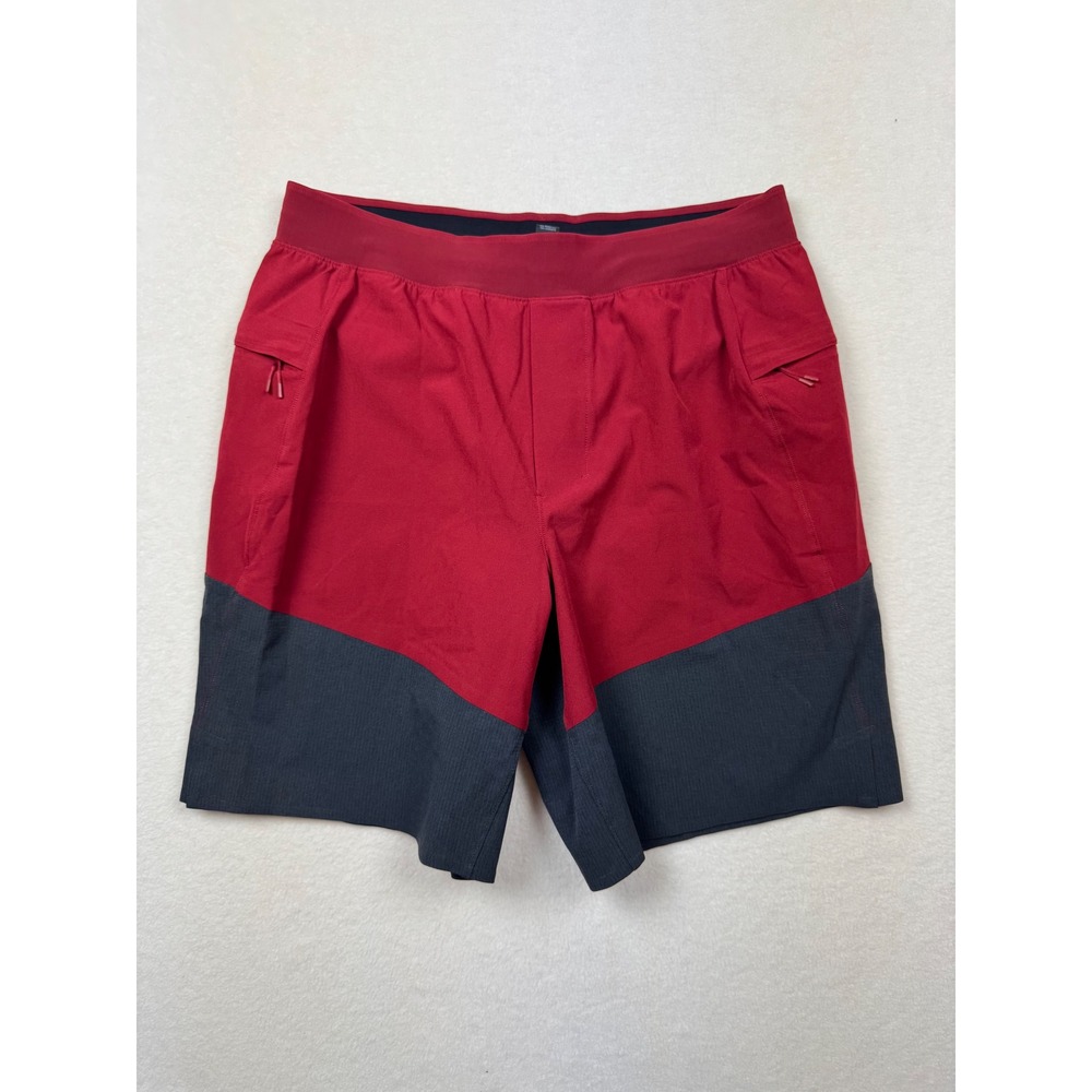 Lululemon License to‎ Train Shorts 8" Red Gray Men's M Lined Zip Pockets
